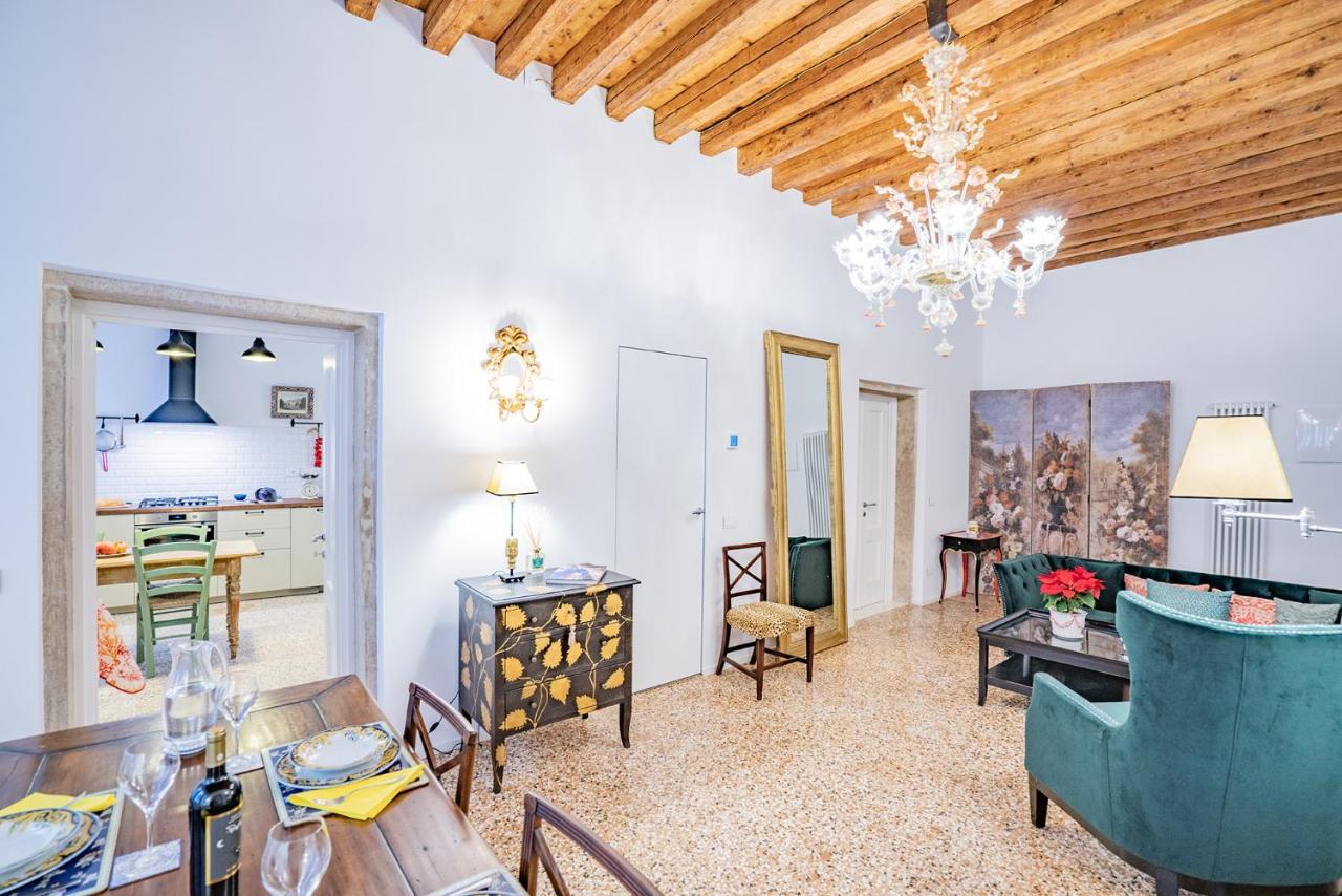 Ca' San Beneto Completely Refurbished In A Fabulously Central Area Veneţia Exterior foto